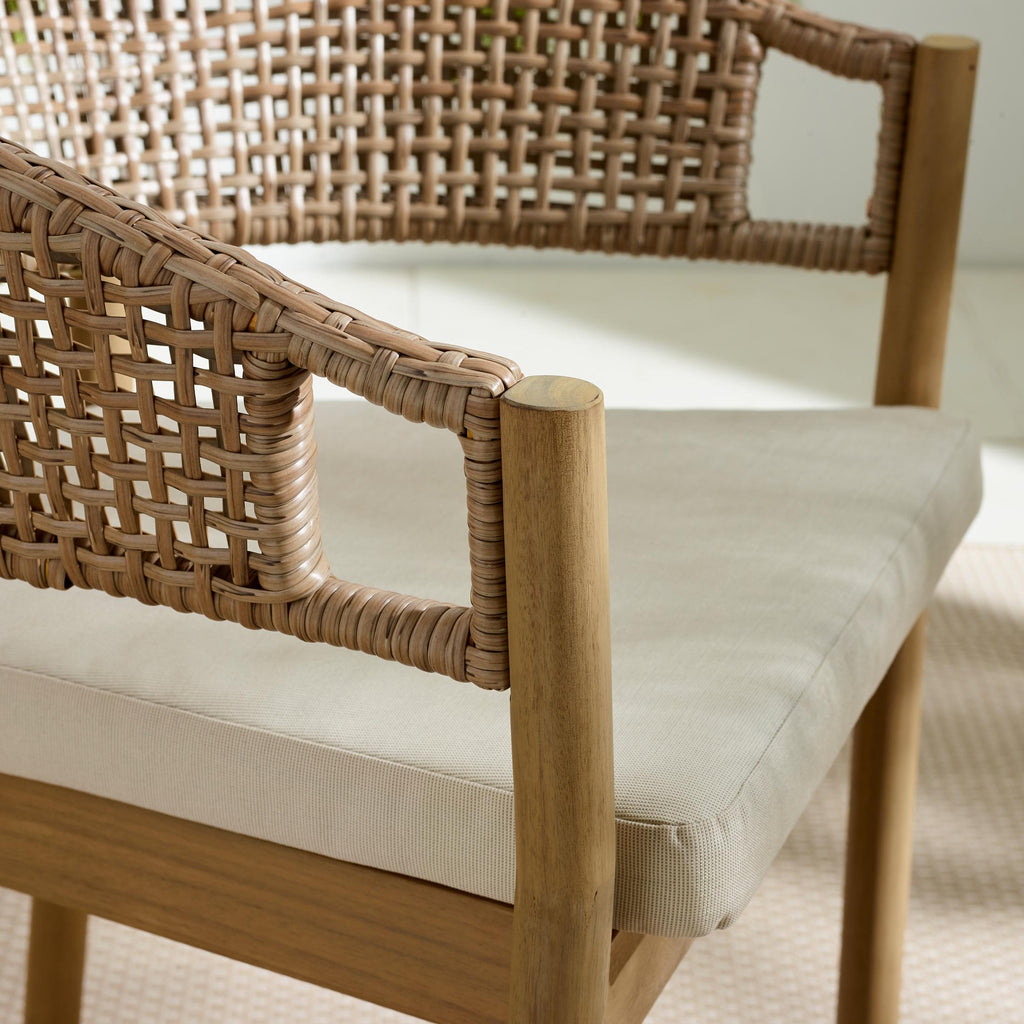 Lanai & Asa Beige Rattan & Cream 4 Seat Round Table Garden Dining Set