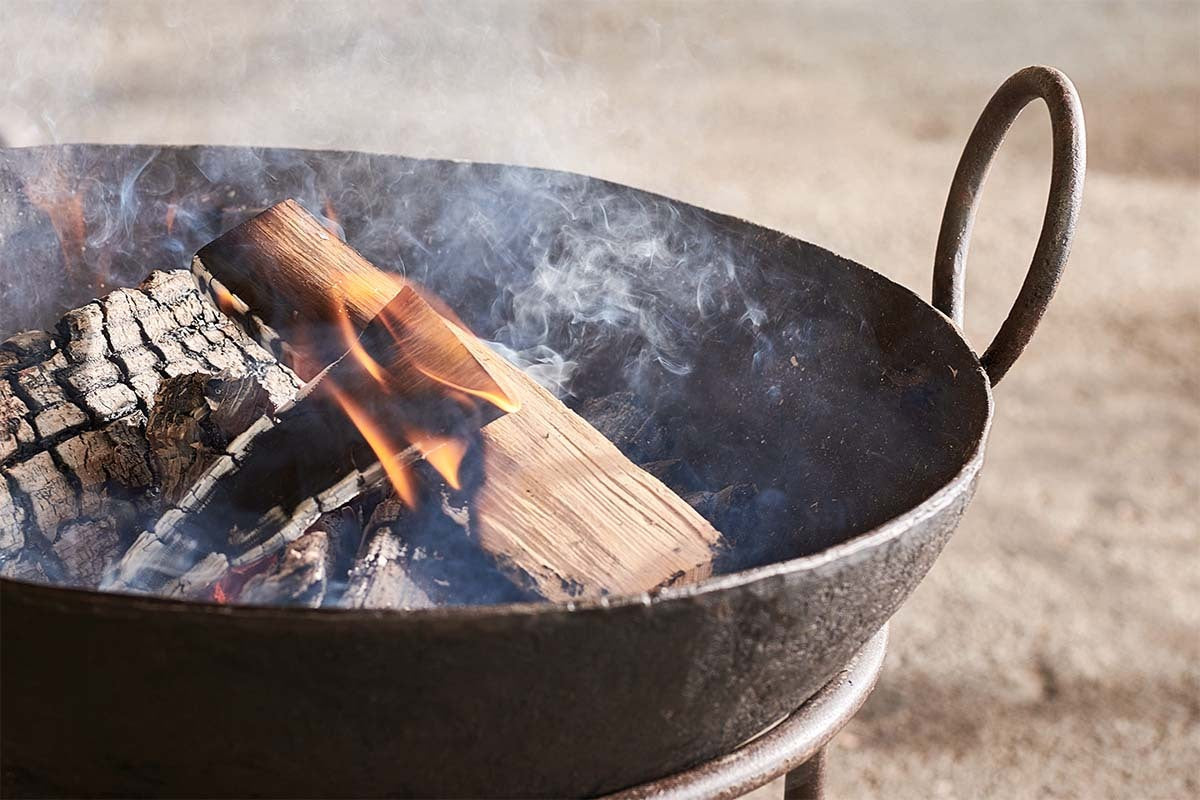 Reclaimed Iron Kadai With Grill - Small