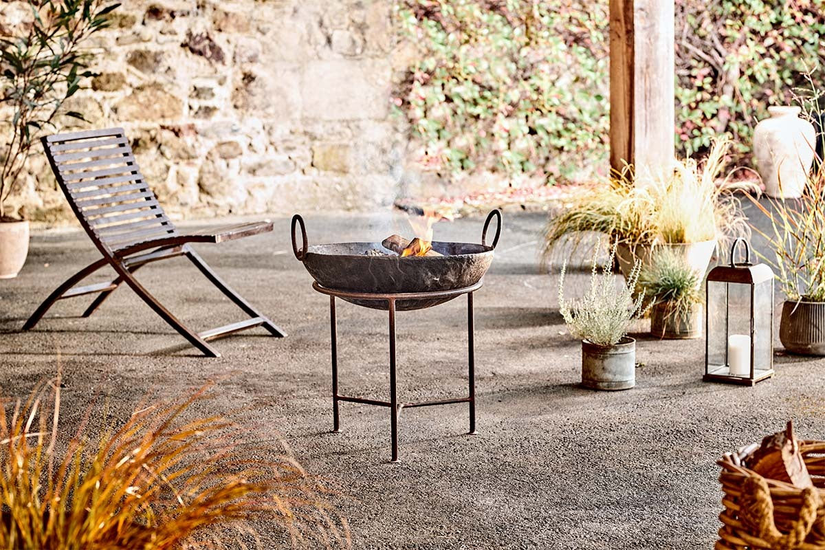 Reclaimed Iron Kadai With Grill - Small