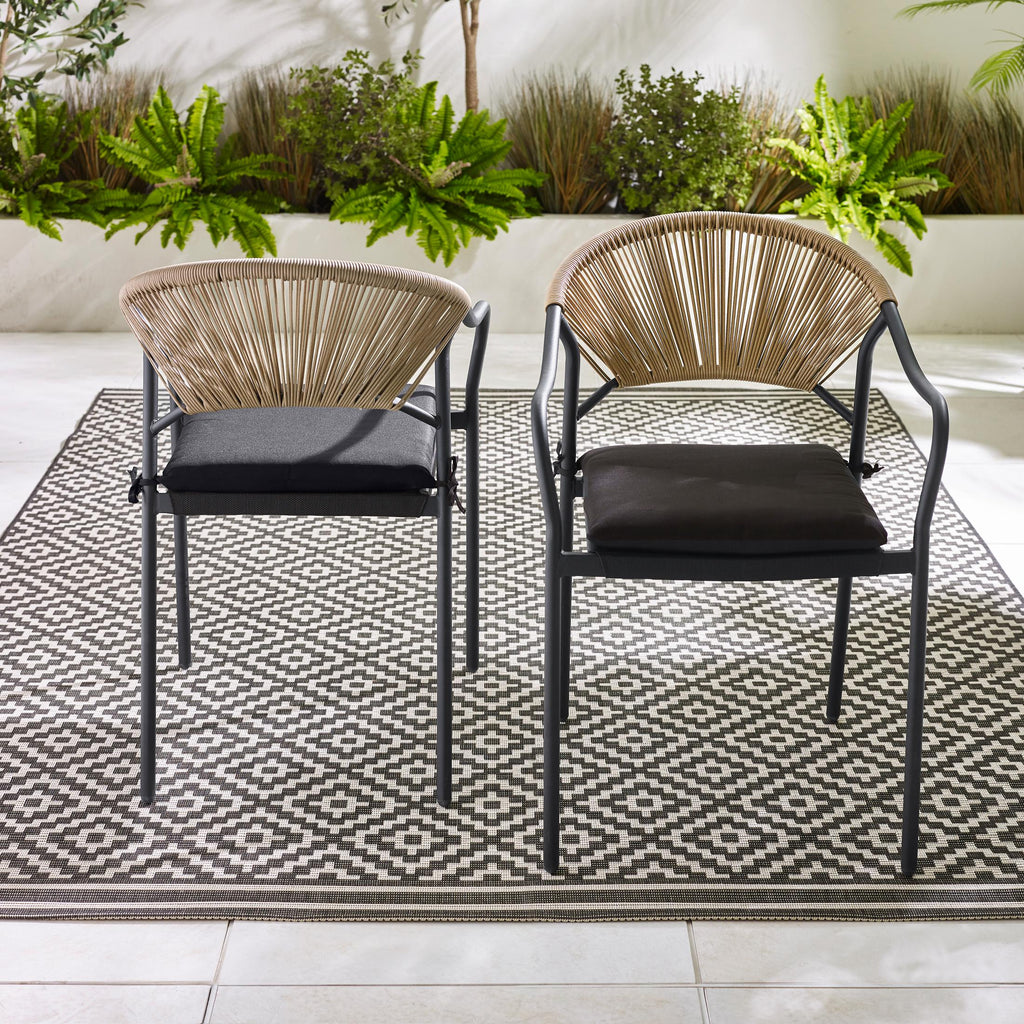Lanai & Elba Beige Rattan & Black 4 Seat Round Table Garden Dining Set