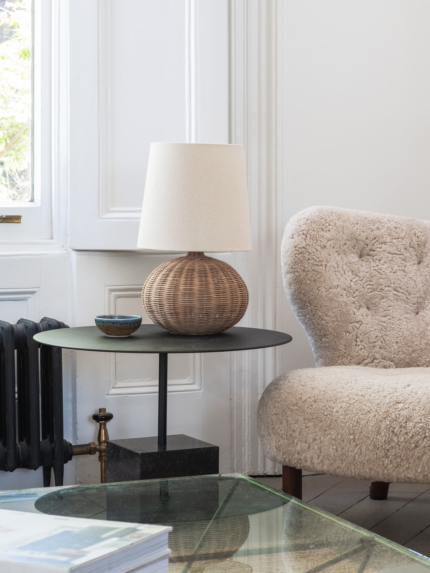 Sanvi - rattan globe table lamp